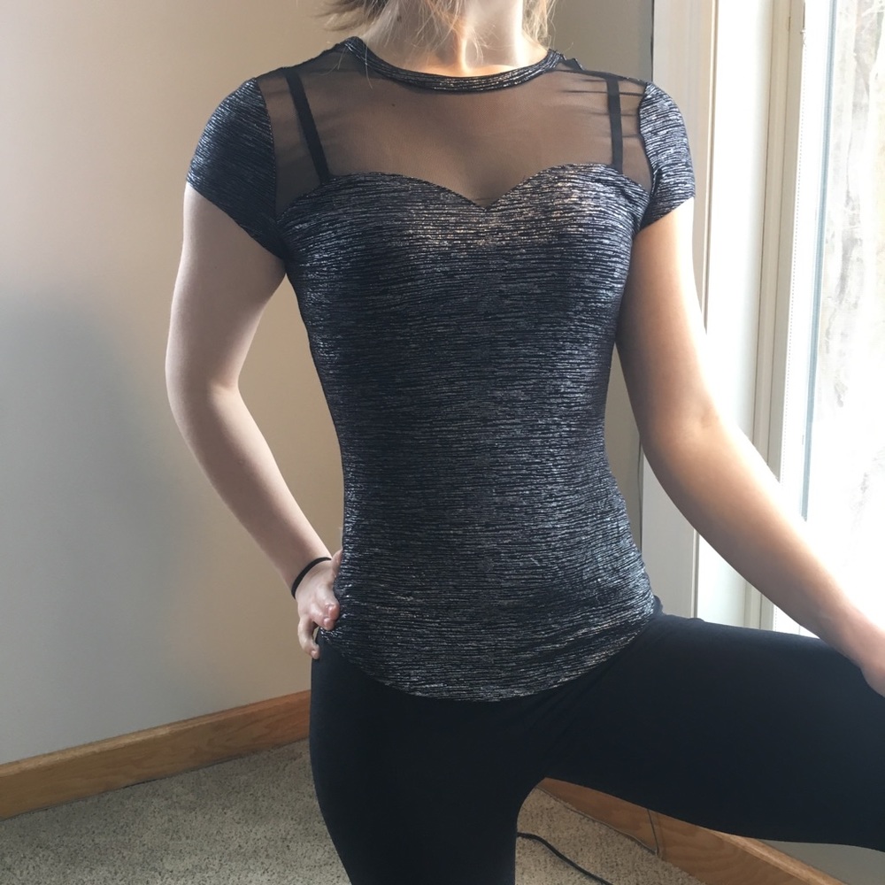 Candies Black & Silver Top EUC